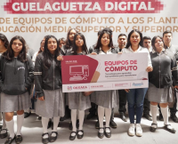 Garantiza Jara Cruz acceso a herramientas tecnológicas de comunidad bachiller y universitaria en Oaxaca
